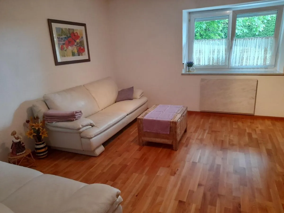 Ferienwohnung Im Seidlerhof Mit Terrasse Rohrnbach 0*,  Germany